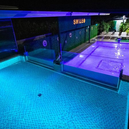 Hotel Smile Kobuleti Exterior foto