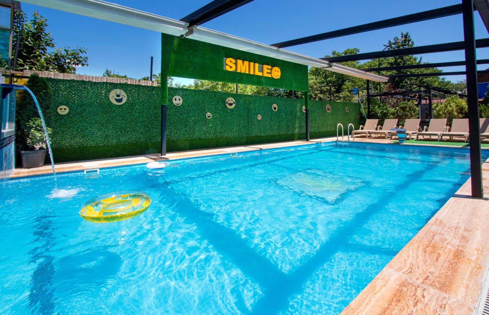Hotel Smile Kobuleti Exterior foto